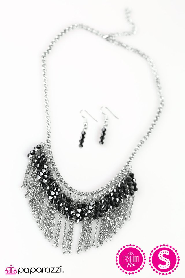 Paparazzi ♥ I Got It From My Mama - Blue ♥ Necklace