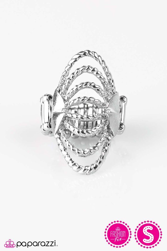 Paparazzi ♥ Off The Top Rope - Silver ♥ Ring
