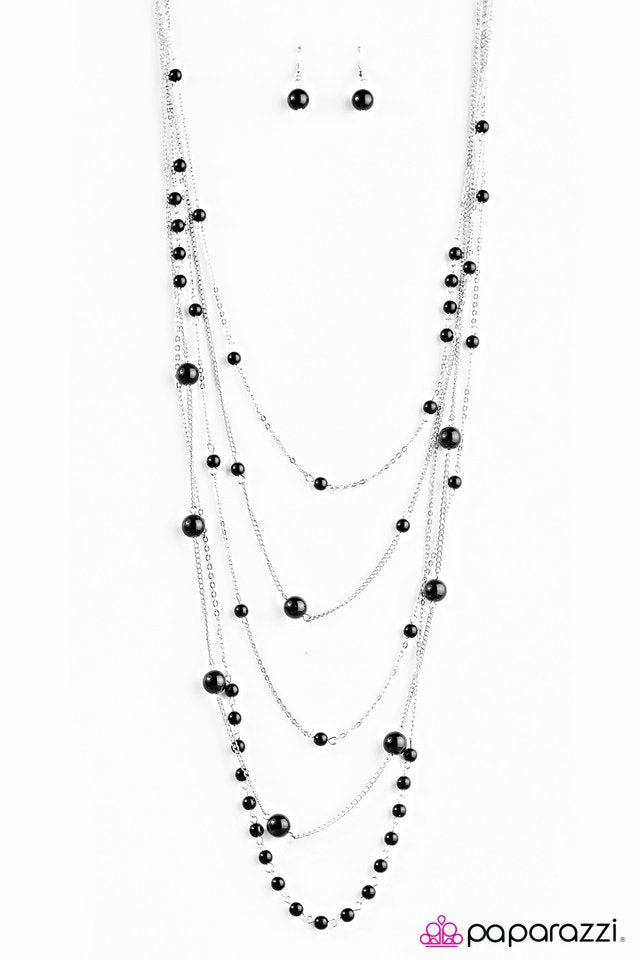 Paparazzi ♥ Cant Stop the Feeling - Black ♥ Necklace