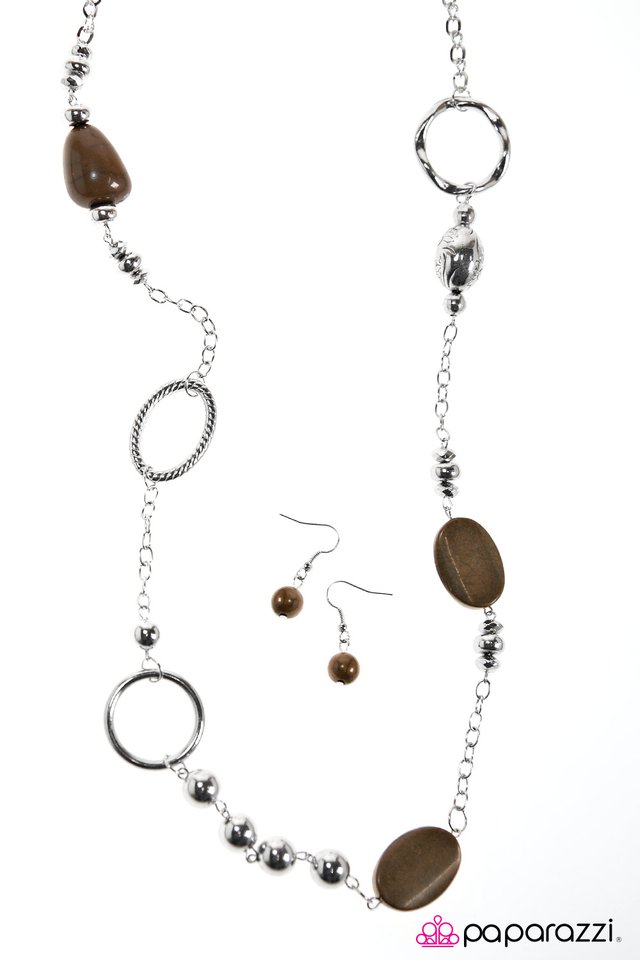 Paparazzi ♥ Make The Most Of It - Brown ♥ Necklace