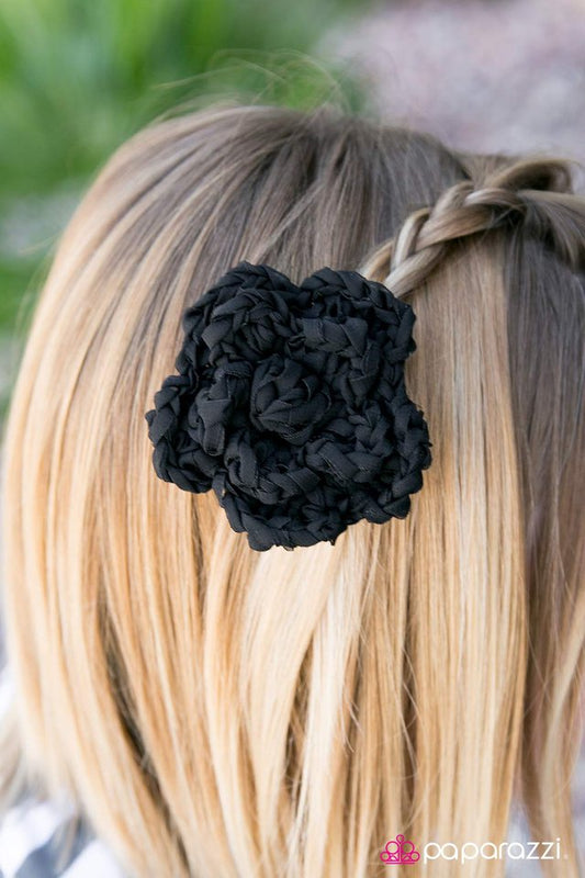 braided-bouquet-black-p7ca-bkxx-034xx