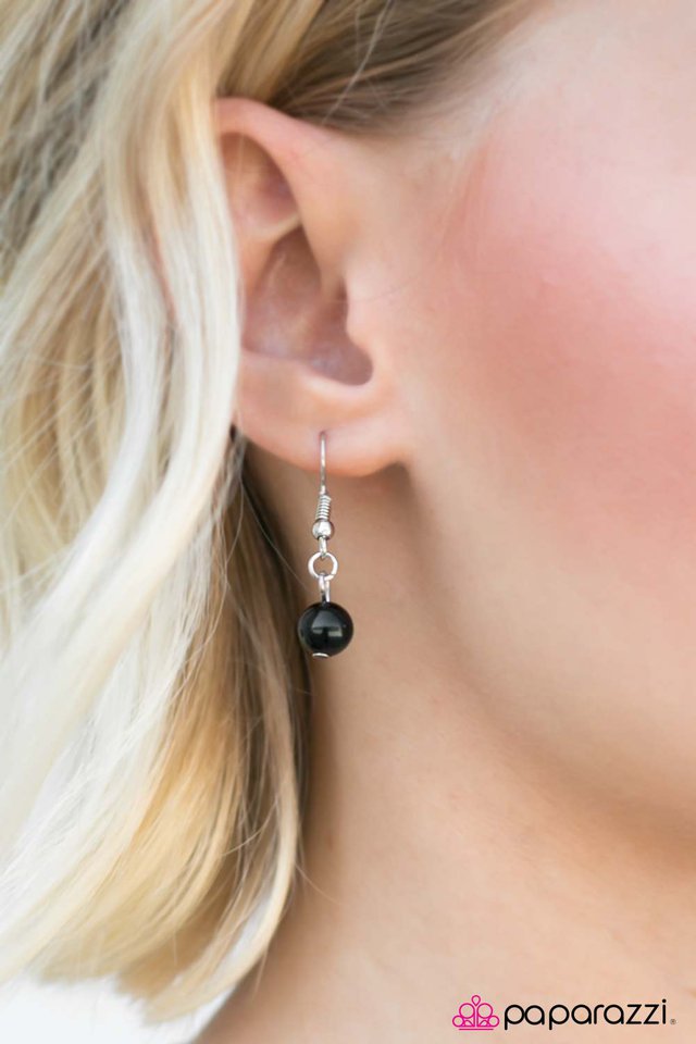 Paparazzi ♥ Inspire Me - Black ♥ Necklace