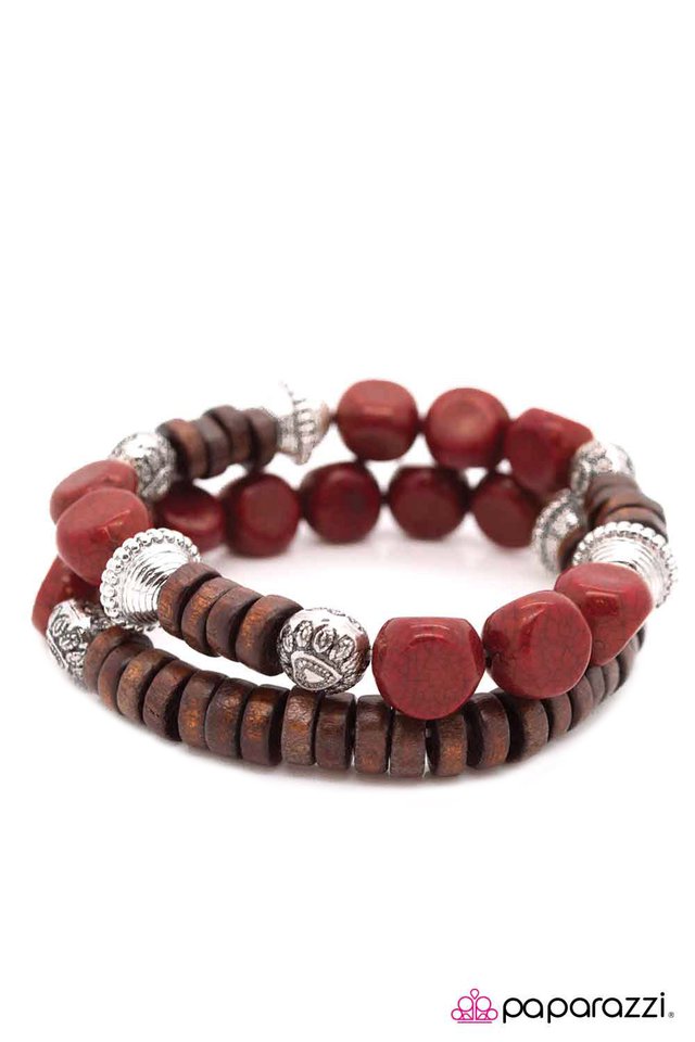 Paparazzi ♥ Woodnt It Be Nice - Red ♥ Bracelet