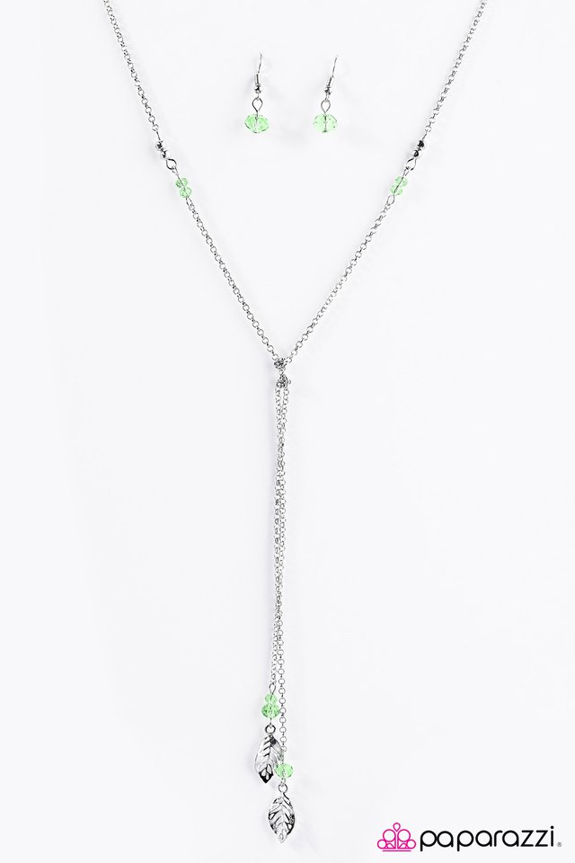 Paparazzi ♥ LEAF It Be! - Green ♥ Necklace