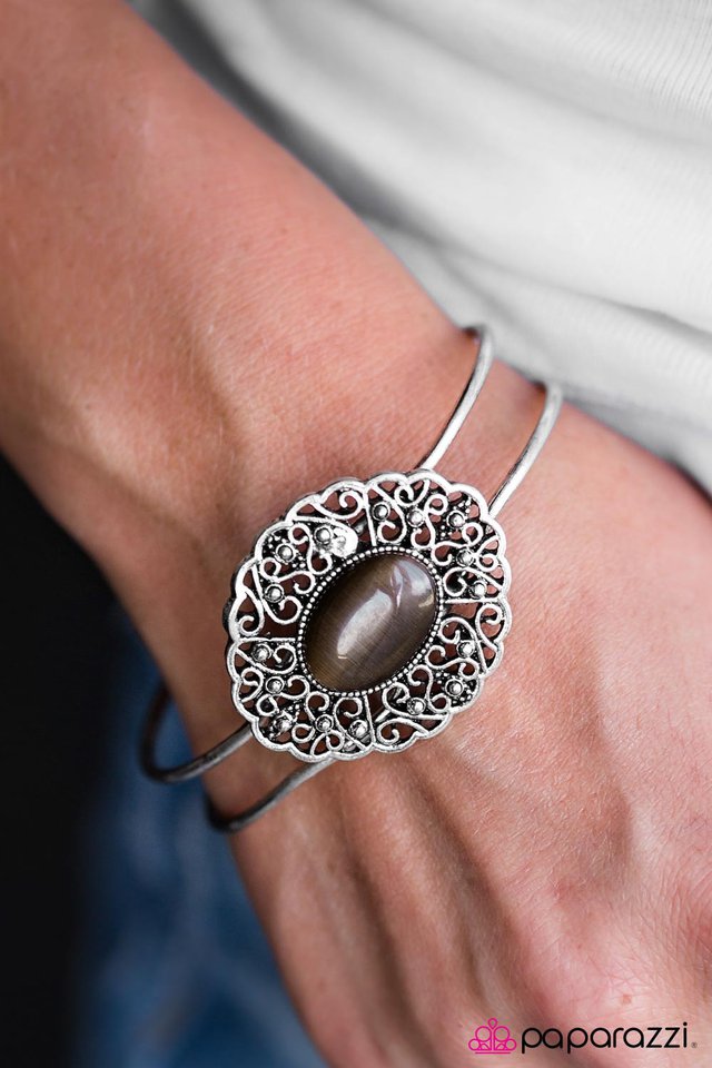 frill-seeker-p9re-bnxx-039xx