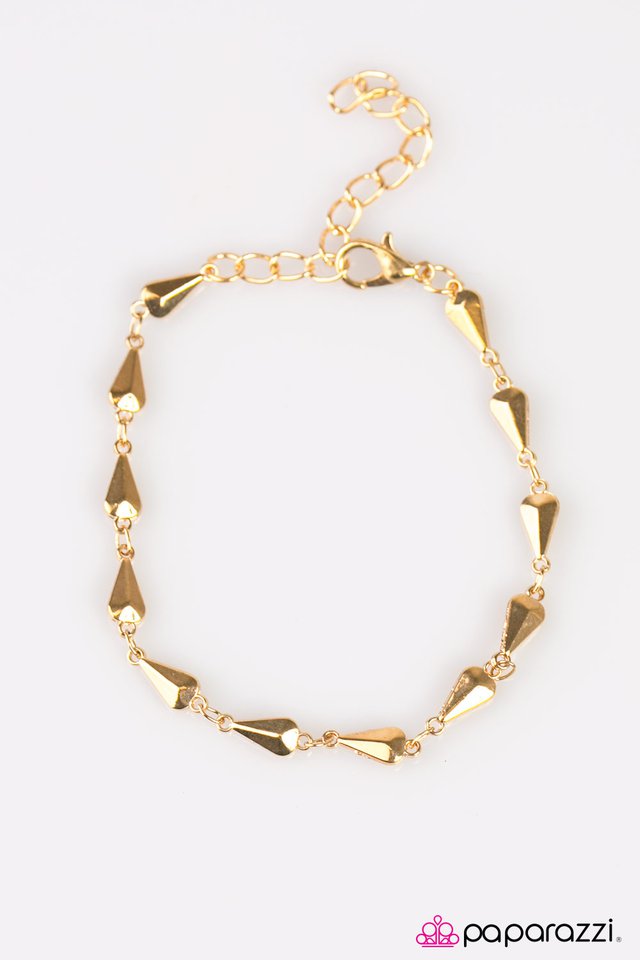 Paparazzi ♥ A Little Bit of Heaven - Gold ♥ Bracelet