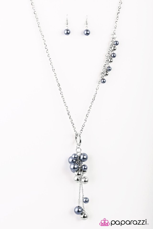 Paparazzi ♥ Party On! - Silver ♥ Necklace