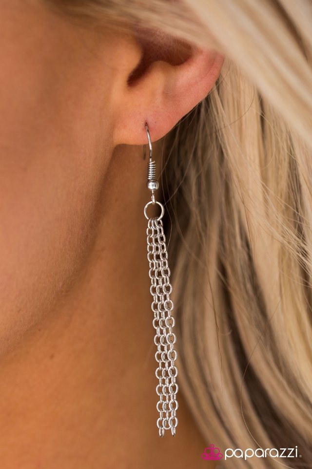 Paparazzi ♥ Picture Stories - Silver ♥ Necklace