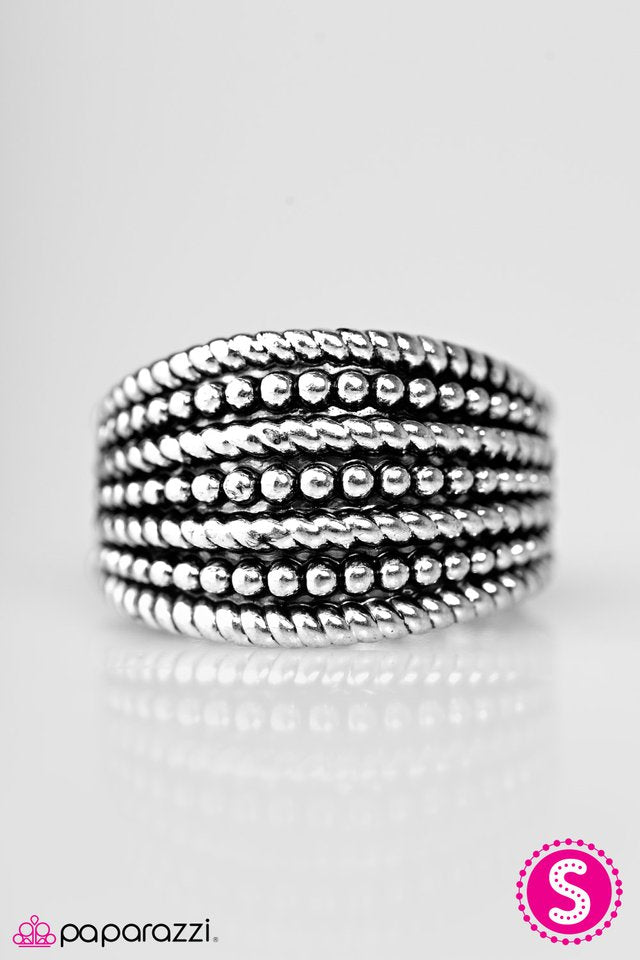 Paparazzi ♥ Metal Mantra - Silver Ring ♥ Ring