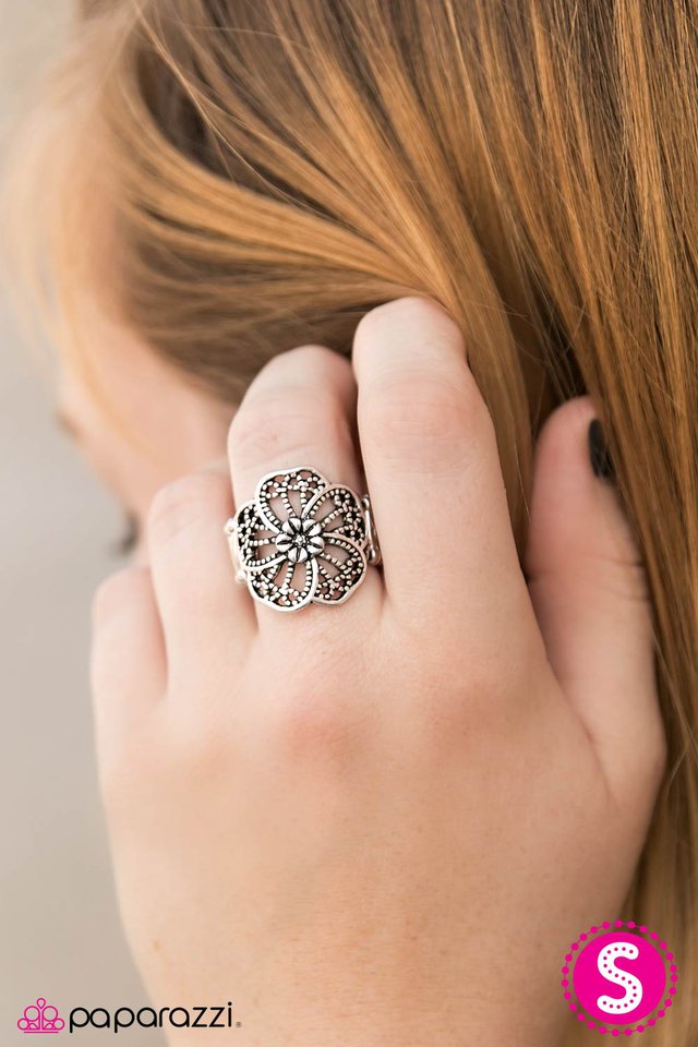 poetically-posy-silver-p4wh-svxx-059xx