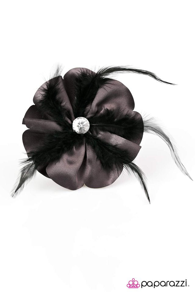 Paparazzi ♥ Were All A Little Mad Here - Silver ♥ Hair Clip