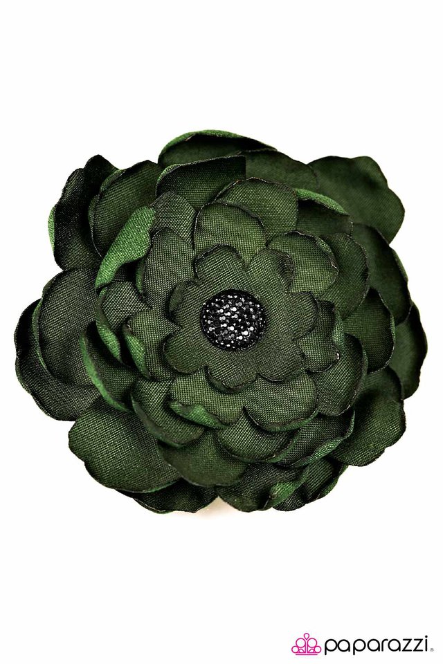 Paparazzi ♥ Cheer Up, Charlie - Green ♥ Hair Clip