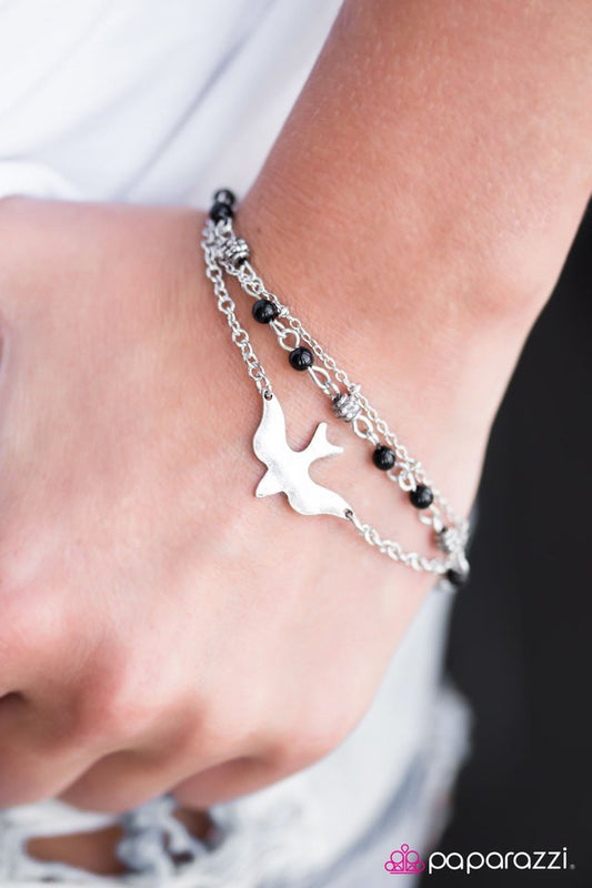 learning-to-fly-black-p9wh-bkxx-064xx