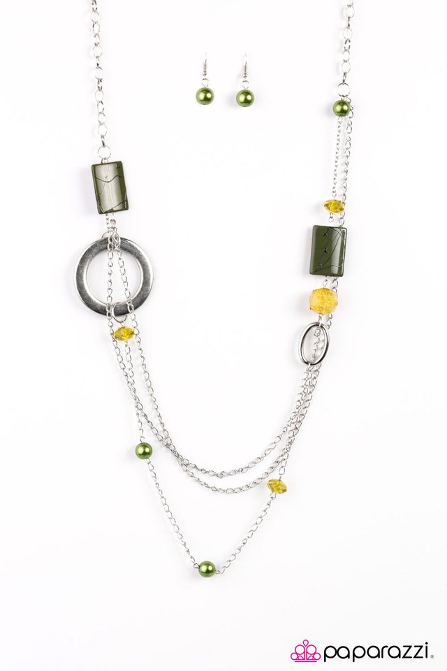 Paparazzi ♥ Drizzled In Deco - Green ♥ Necklace