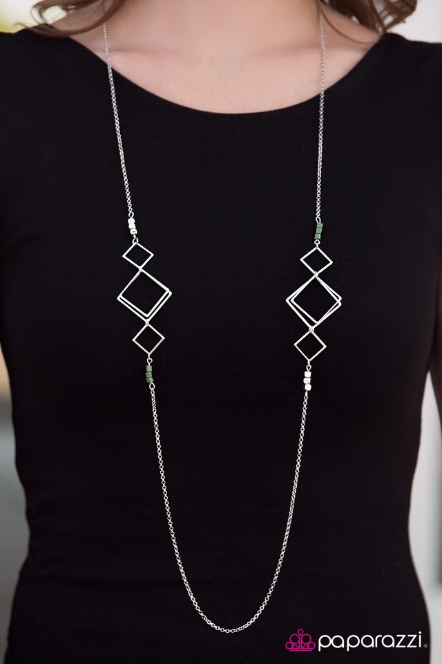 nobody-puts-baby-in-a-corner-p2da-grxx-038mp