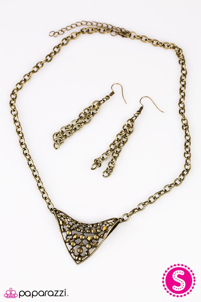 Paparazzi ♥ No Harm, No Foul - Brass ♥ Necklace