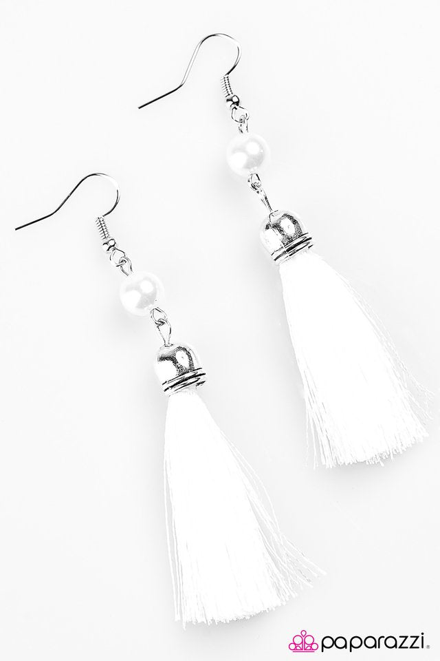 Paparazzi ♥ Looking For Adventure - White ♥ Earrings