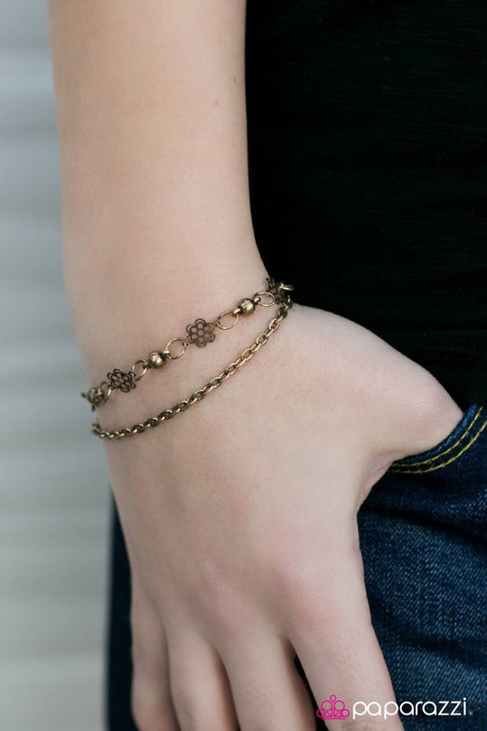 tiptoe-through-the-tulips-brass-p9da-brxx-033xx