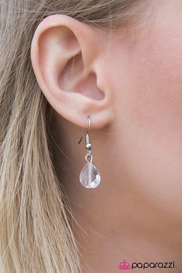 Paparazzi ♥ The Ball Is In Your Court - White ♥ Necklace