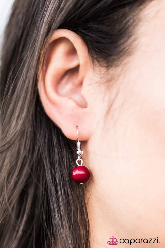 Paparazzi ♥ Dont Waste Your Time - Red ♥ Necklace