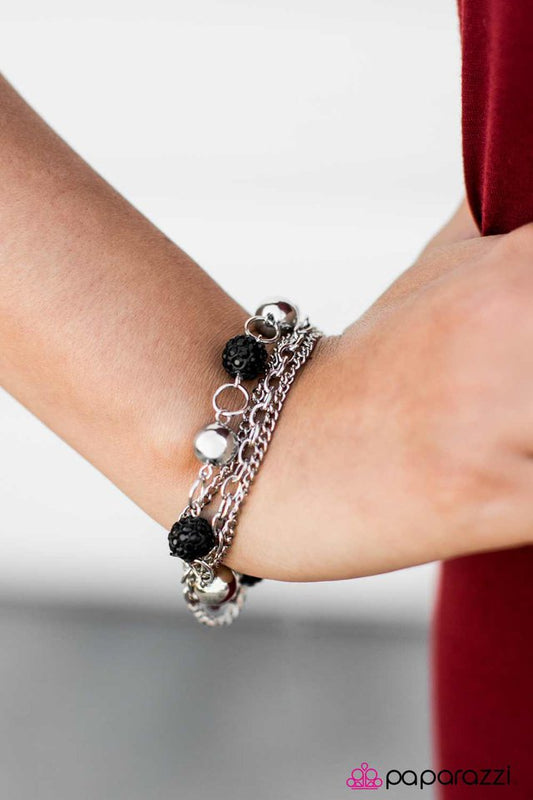 step-aside-black-p9re-bkxx-057nr