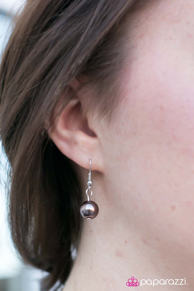 Paparazzi ♥ Ready for Romance - Brown ♥ Necklace