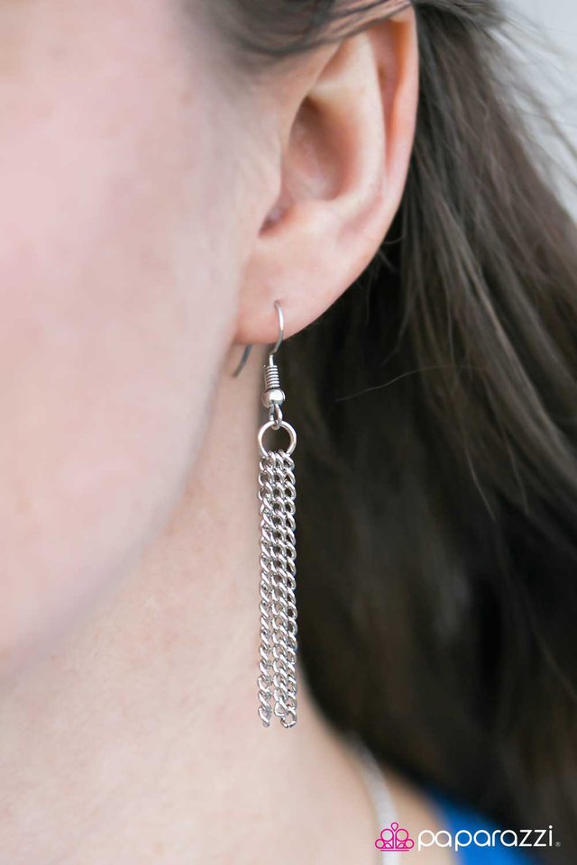 Paparazzi ♥ Fearless Dreamer - Blue ♥ Necklace