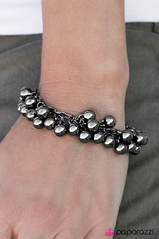 dancing-on-air-black-p9wh-bkxx-069xx