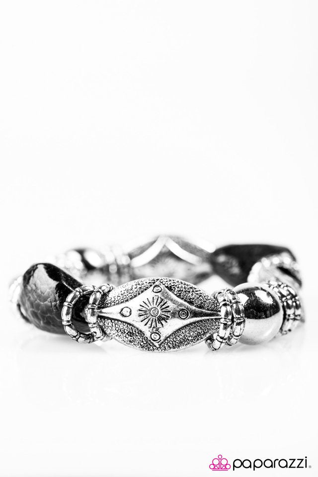 Paparazzi ♥ Something To Prove - Black ♥ Bracelet