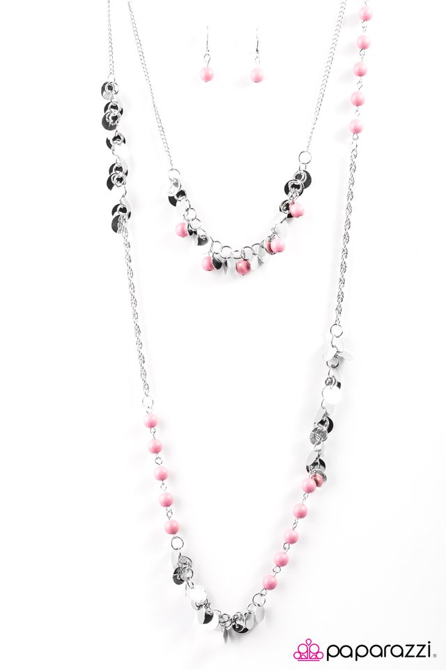 Paparazzi ♥ Lost In Reverie - Pink ♥ Necklace