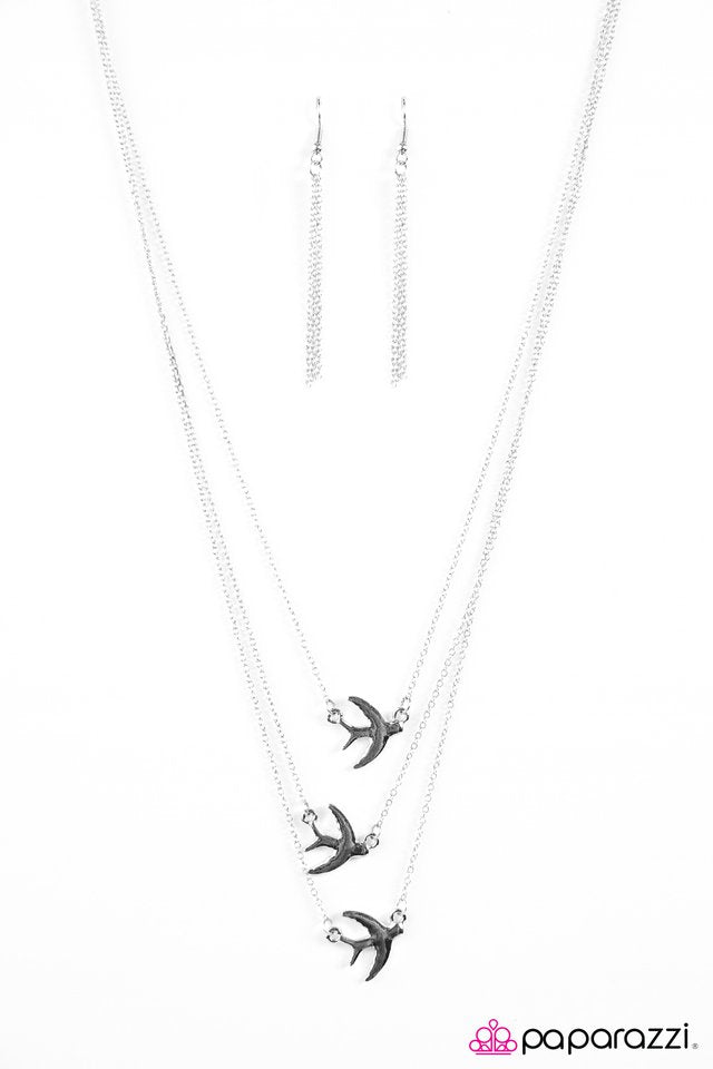 Paparazzi ♥ Canary Song - Silver ♥ Necklace