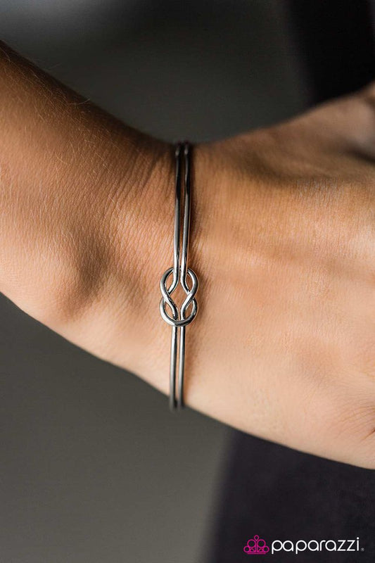 love-me-knot-p9da-svxx-047xx