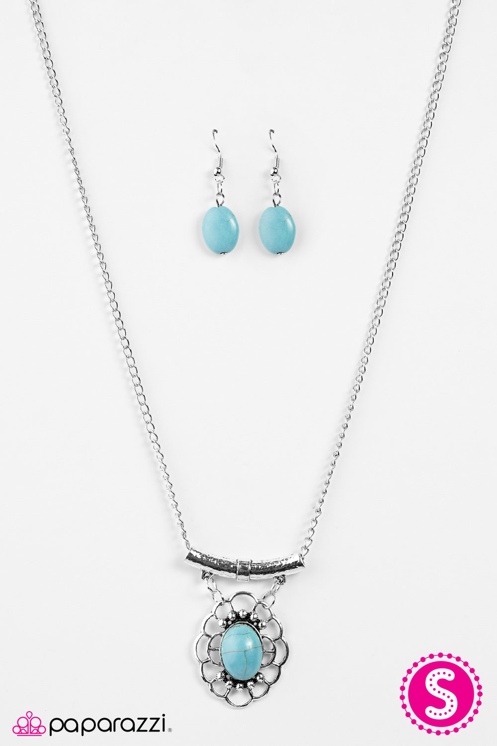 Paparazzi ♥ Canyon Cruiser - Blue ♥  Necklace