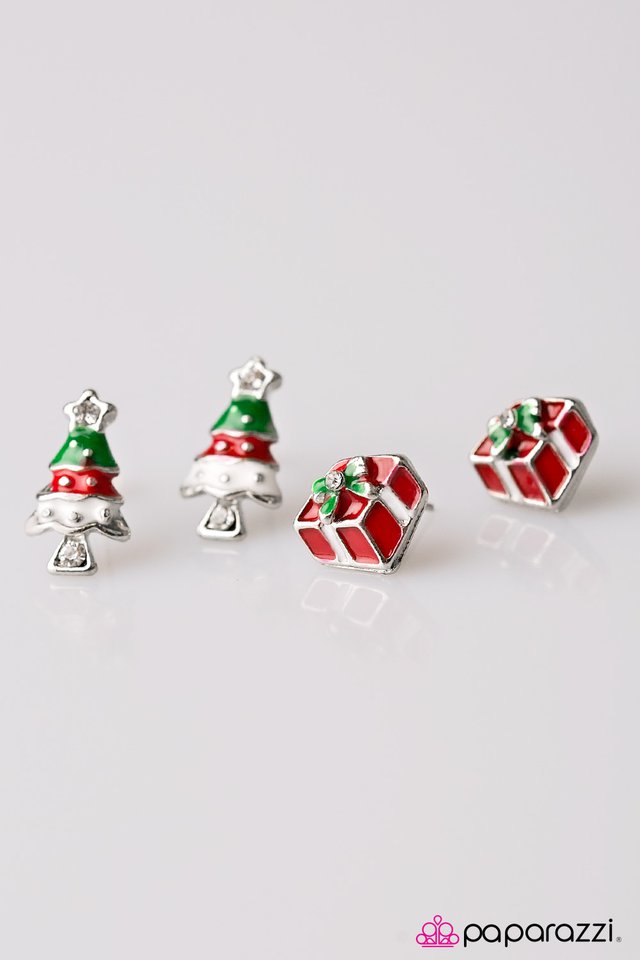 starlet-shimmer-christmas-earring-kit-p5ss-mtxx-032xx