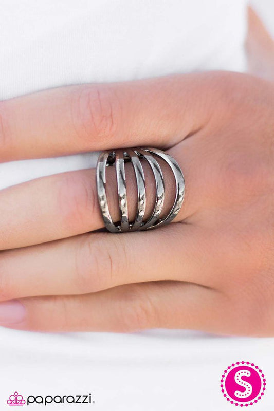 bend-in-the-wind-black-p4in-bkxx-035xx