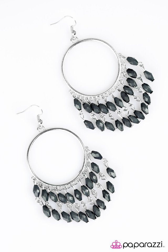 Paparazzi ♥ Sporadic Sprinkles - Silver ♥ Earrings