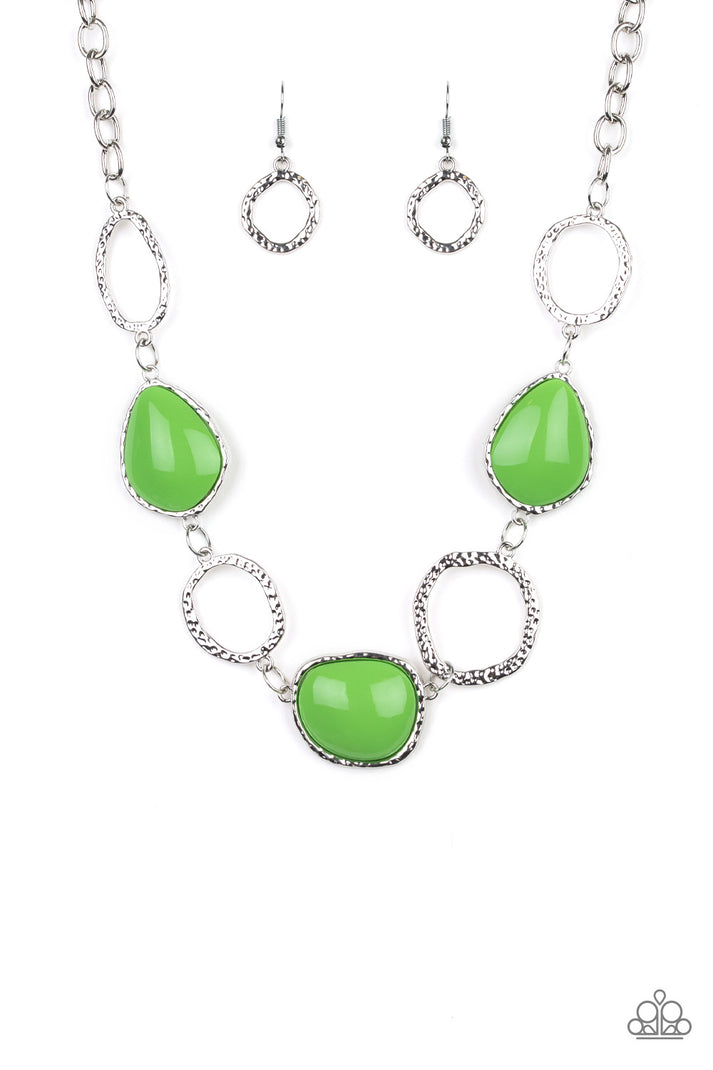 Paparazzi haute heirloom green necklace Clearance