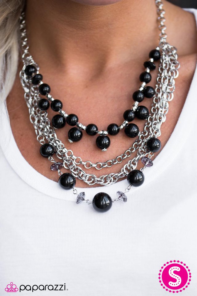 when-on-wall-street-black-p2re-bkxx-085xx