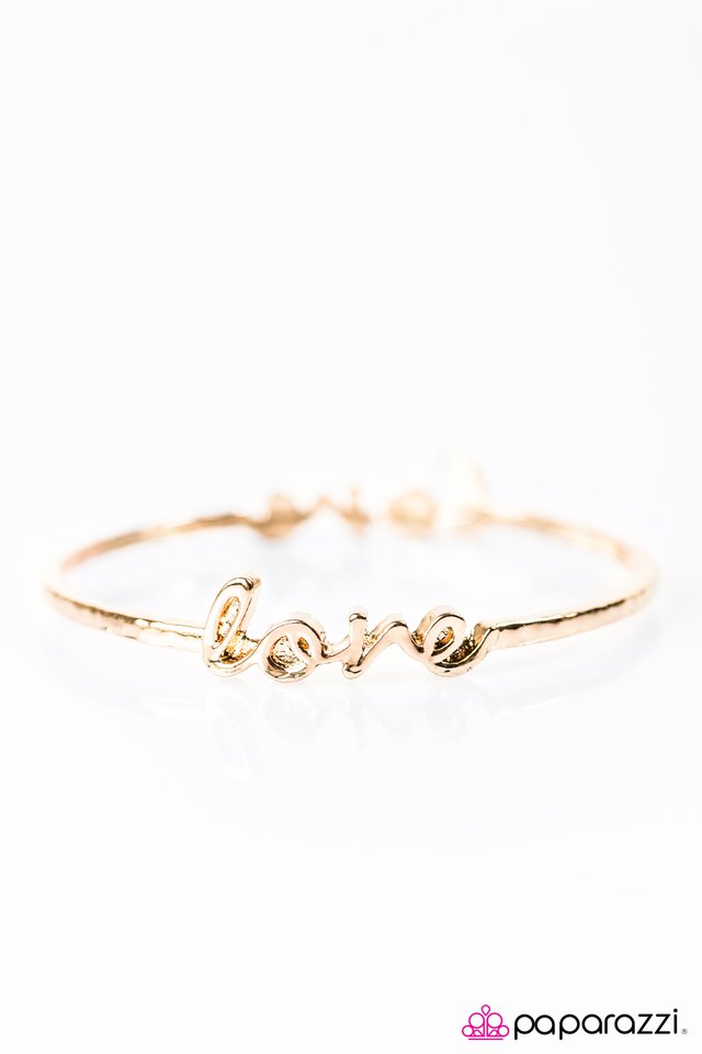 Paparazzi ♥ I Love It - Gold ♥ Bracelet