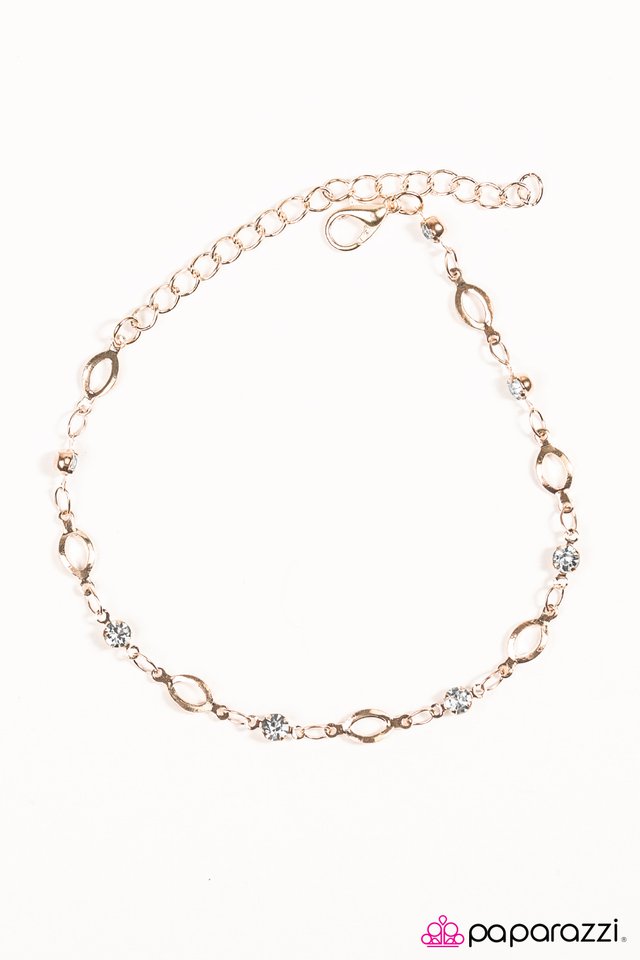 Paparazzi ♥ Love Dont Cost A Thing - Gold ♥ Bracelet