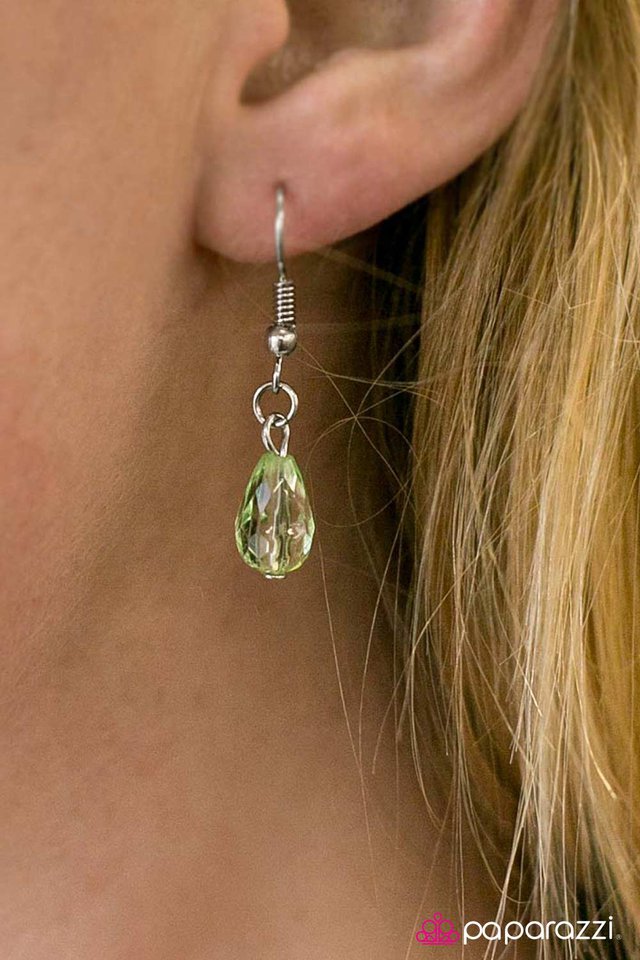 Paparazzi ♥ My End and My Beginning - Green ♥ Necklace