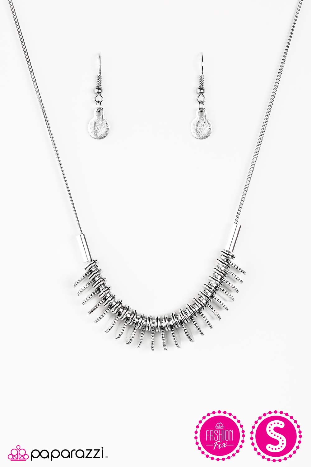 Paparazzi ♥ Pacific Plate - Silver ♥  Necklace