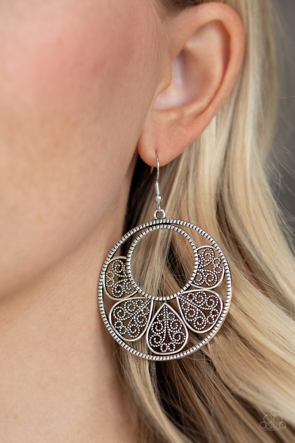 petal-promenade-silver-p5wh-svxx-214xx