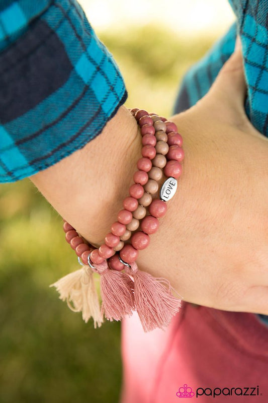 studying-abroad-p9se-pkxx-051xx