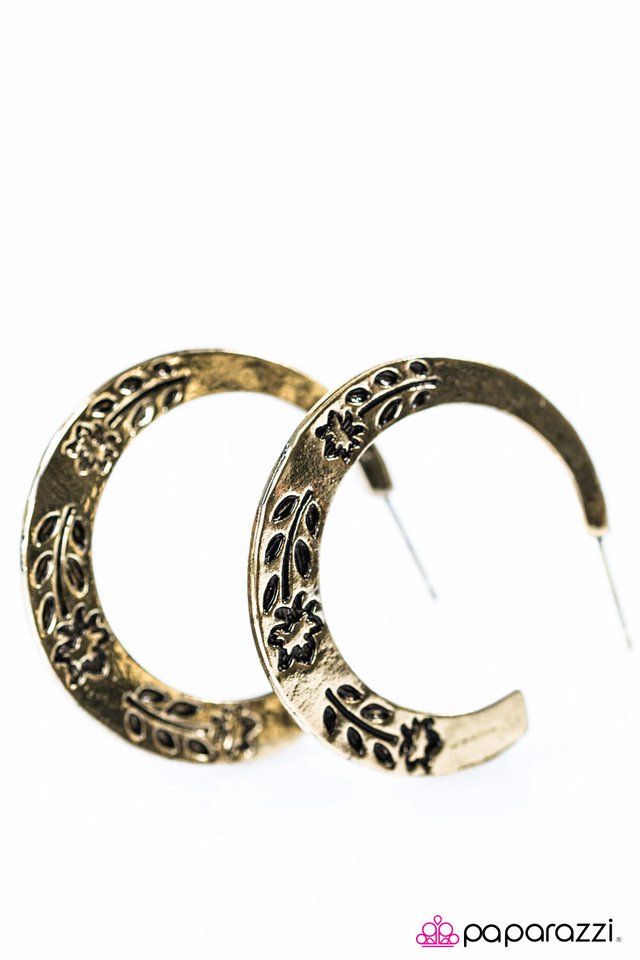 Paparazzi ♥ SPRING It On - Brass ♥ Earrings