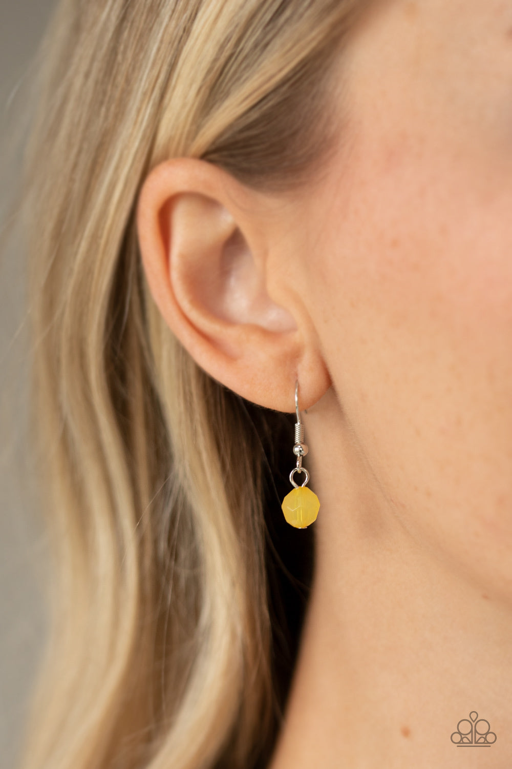 social-network-yellow-p2re-ywxx-078xx