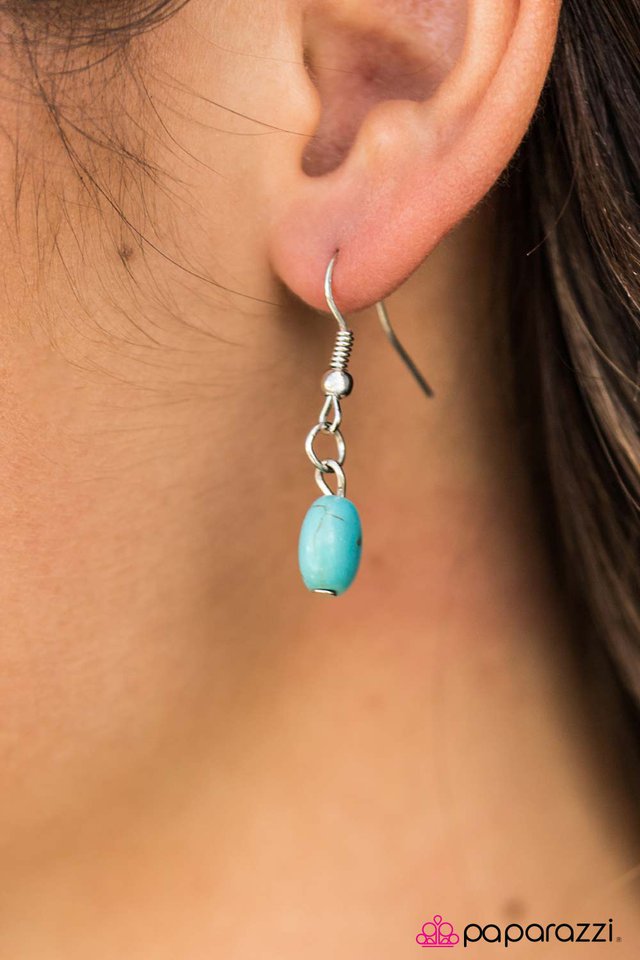 Paparazzi ♥ Should Have Been A Cowboy - Blue ♥ Necklace