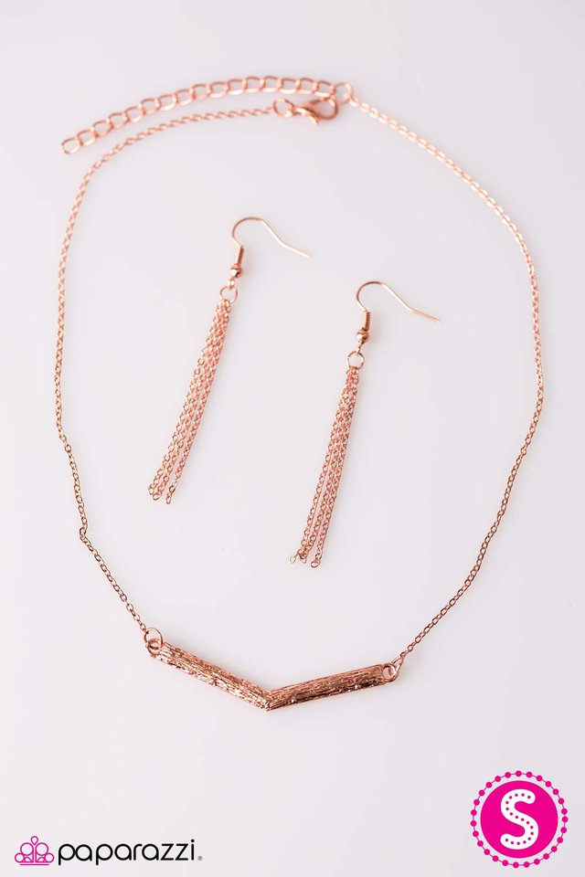 Paparazzi ♥ Fashion Day - Copper ♥ Necklace