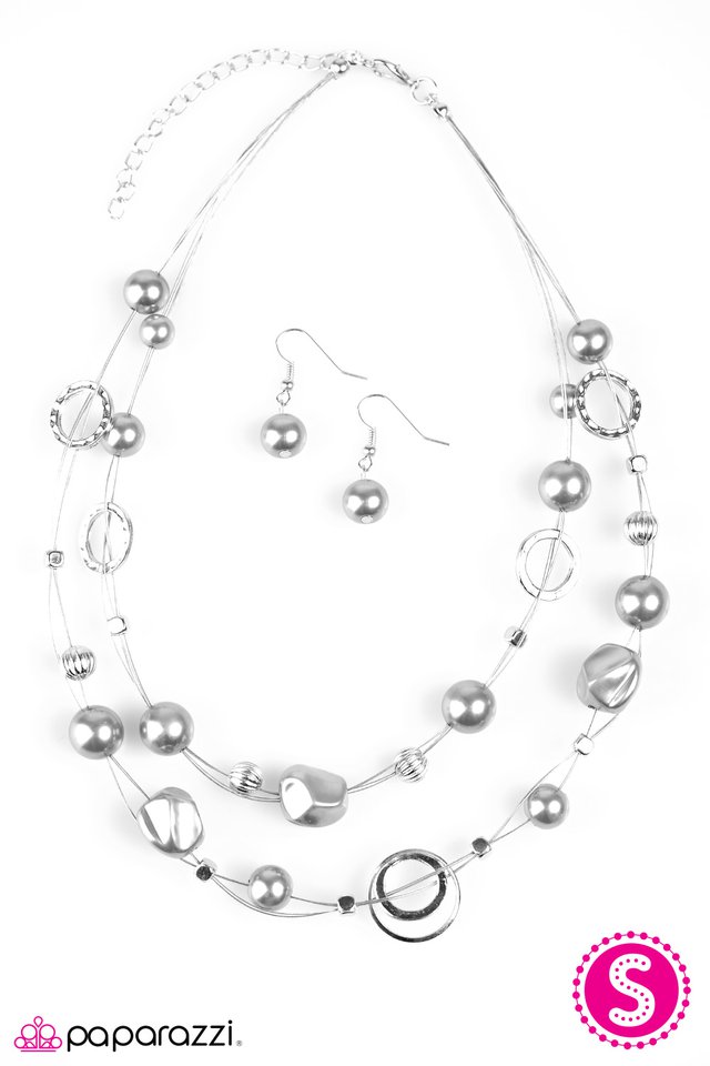 Paparazzi ♥ When I Think Of You - Silver ♥ Necklace