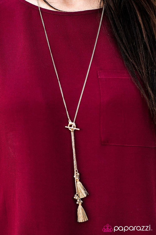 the-tassel-train-gold-p2wh-gdxx-043pn